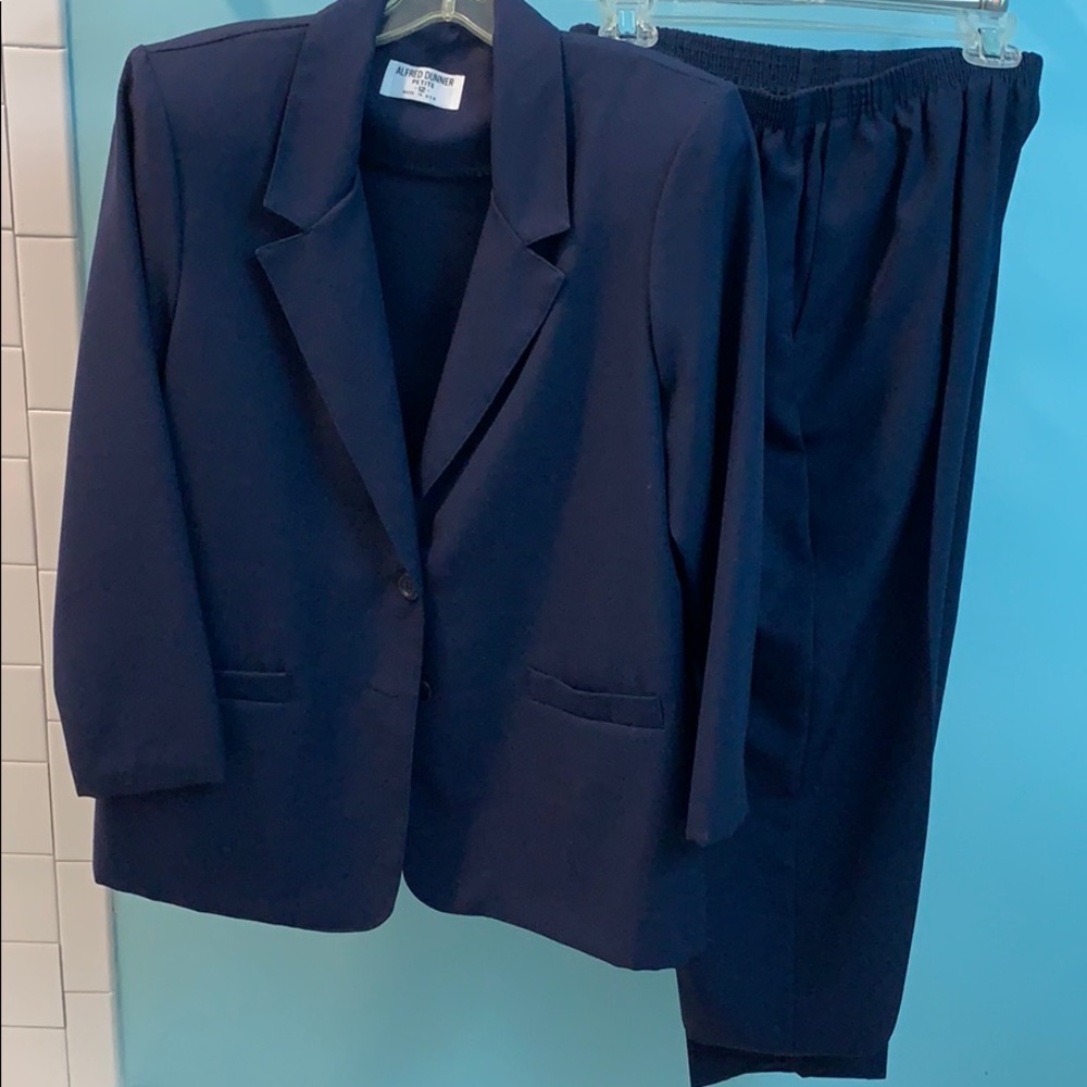 Women’s Navy Pant Suit